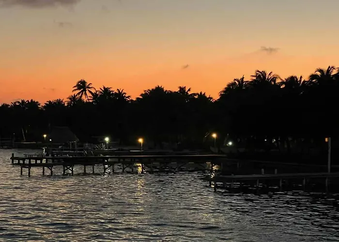 White Sands Cove E01-partial Ocean View 2 Bedroom By Floreo San Pedro (Ambergris Caye)